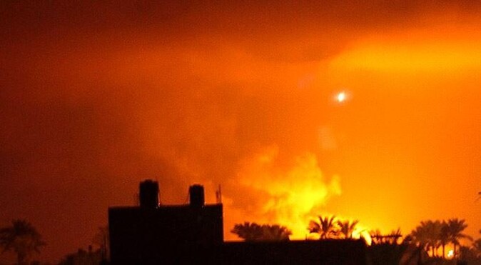İsrail, Gazze&#039;ye hava saldırıları düzenledi