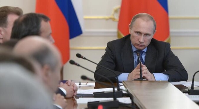 AB&#039;nin yaptırım kararına Putin&#039;den doğalgaz resti