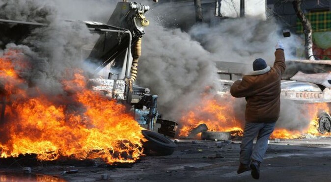 Ukrayna&#039;nın doğusunda şiddet durmuyor