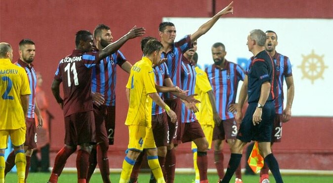 UEFA, Trabzonspor&#039;un rakibi Rostov&#039;dan savunma istedi