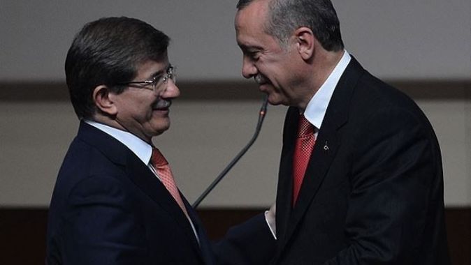 Erdoğan Davutoğlu&#039;nu 22.00&#039;de kabul edecek