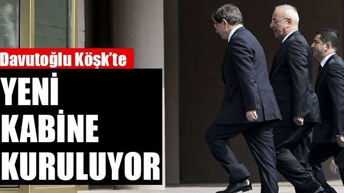 Davutoğlu yeni kabine listesiyle Çankaya&#039;da