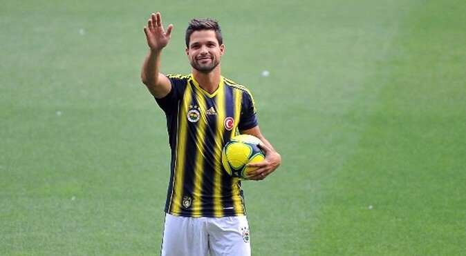 Fenerbahçe Diego Ribas&#039;ın lisansını çıkarttı