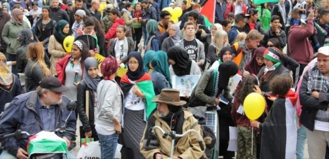 Hollandalılar Gazze için sokaklarda
