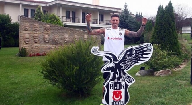 Beşiktaş, Sosa&#039;yı borsaya bildirdi
