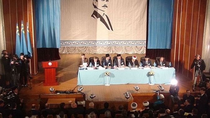 Ruslar&#039;dan Kırım Tatar Milli Meclisi&#039;ne silahlı baskın