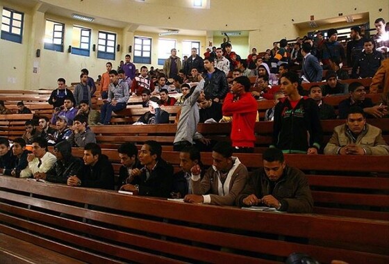 Mısır&#039;da eğitim yasaklarla başladı