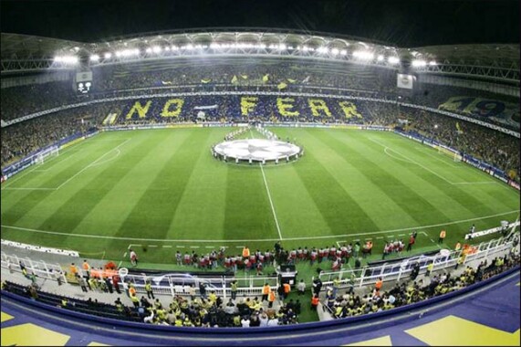 Fenerbahçe&#039;den Barcelona Başkonsolosu&#039;na teşekkür