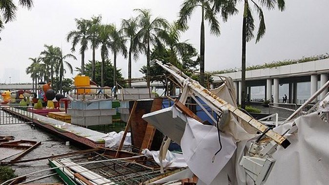 Çin&#039;de Fung Vong tayfunu nedeniyle 250 bin kişi tahliye edildi