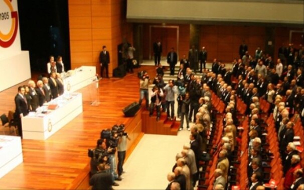 Galatasarayı kongre heyecanı sardı