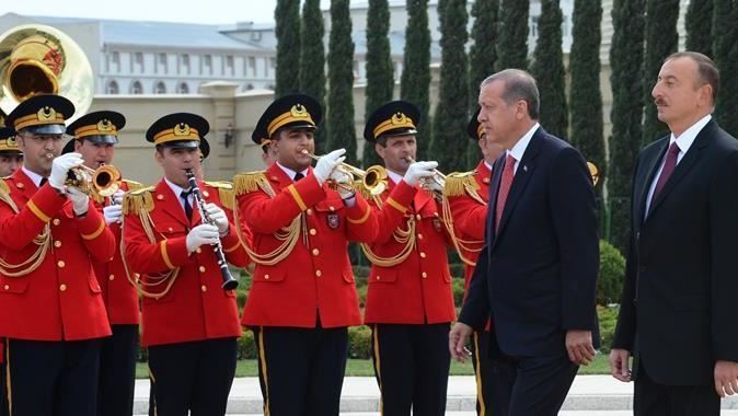 Erdoğan Azerbaycan&#039;da resmi törenle karşılandı