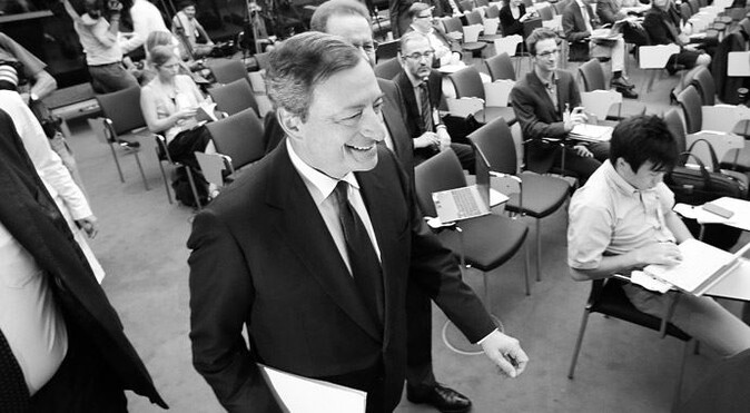Draghi düğmeye basıyor