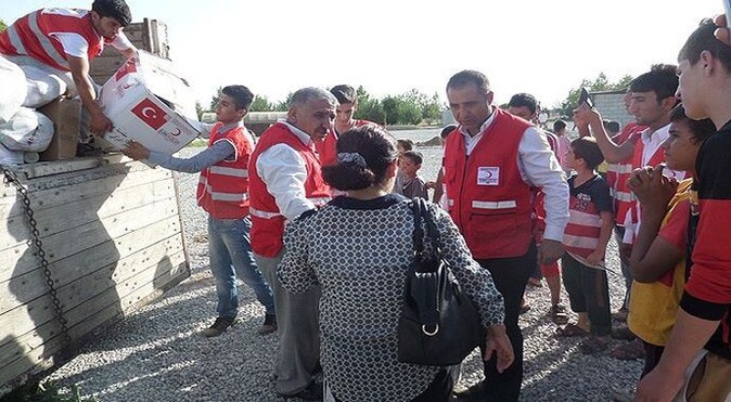 Türk Kızılayı&#039;ndan Yezidi ailelere yardım