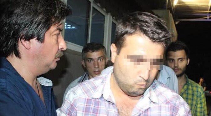 İzmir&#039;de taksiciyi öldüren zanlı annesinin evinde yakalandı