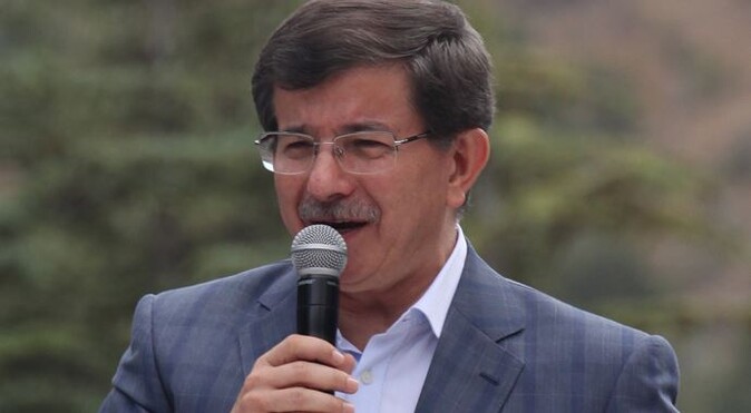 Başbakan Davutoğlu: Milletimizin istiklali bizim şerefimizdir