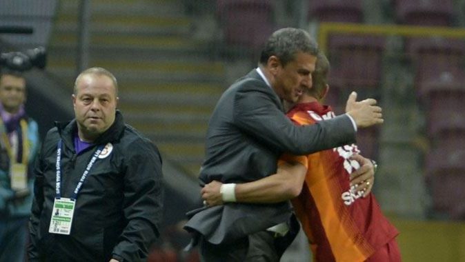 Galatasaray Sneijder&#039;le mutlu