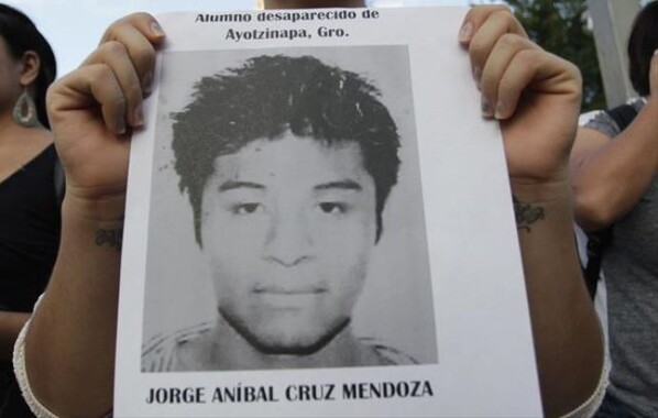 Meksika&#039;da kaçırılan öğrenciler için protesto