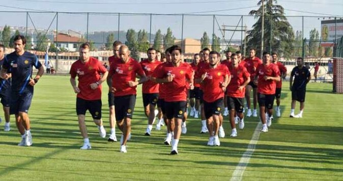 Eskişehirspor Konyaspor&#039;a hazırlanıyor