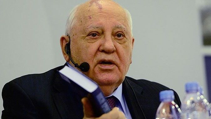 Gorbaçov&#039;dan korkutan uyarı