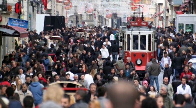 İstanbul&#039;da hangi ilden kaç kişi yaşıyor?