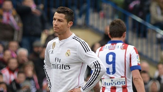 Real Madrid&#039;de Cristiano Ronaldo depremi!