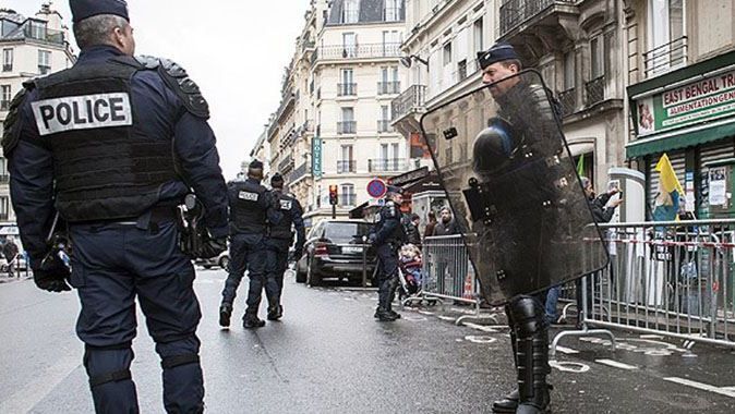 Avrupa&#039;da iç güvenlik tehdidine karşı polise geniş yetki