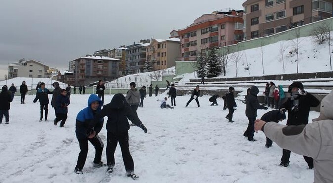 İstanbul Valisi&#039;nde 19 Şubat kar tatili açıklaması
