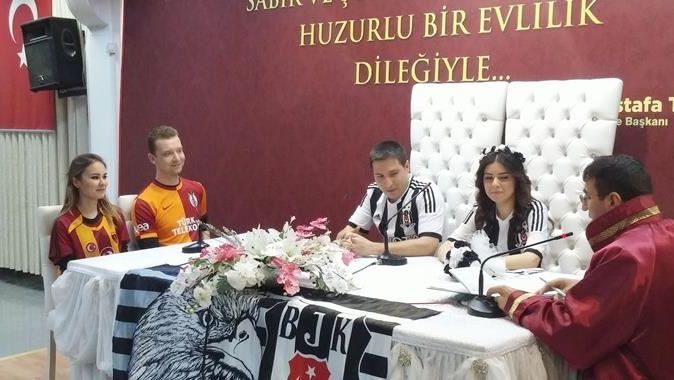 Beşiktaş aşkı nikah masasına da yansıdı