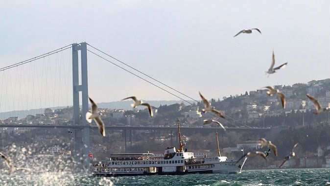 Lodos İstanbul&#039;u felç etti