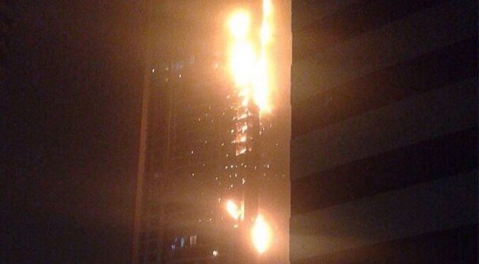 Dubai&#039;nin en yüksek ikinci gökdeleninde yangın