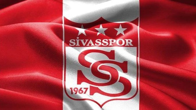 Sivasspor&#039;a kötü haber! 6 hafta sahalarda olmayacak