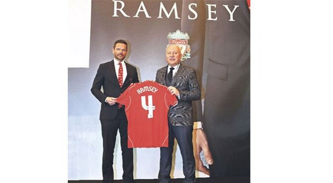 Ramsey 1 yıl daha Liverpool&#039;la