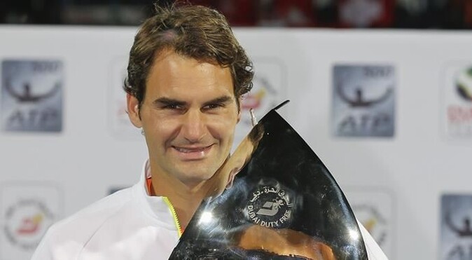 Dubai&#039;nin kralı Federer!