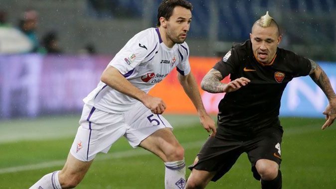 Fiorentina Roma&#039;yı devirdi