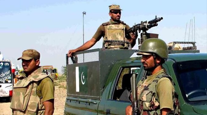 Pakistan&#039;da Taliban operasyonu: 10 militan öldürüldü