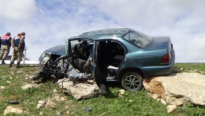 Şanlıurfa&#039;da arabalar çarpıştı, 9 yaralı