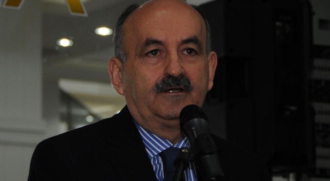 Mehmet Müezzinoğlu&#039;ndan Cem Yılmaz&#039;a cevap
