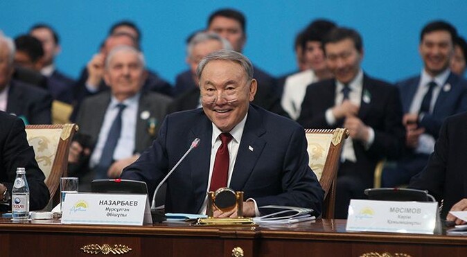 Nazarbayev, Nisan ayındaki seçimlerde yeniden aday olacak