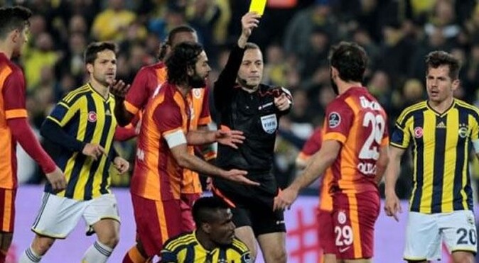 UEFA&#039;dan Cüneyt Çakır&#039;a alkış