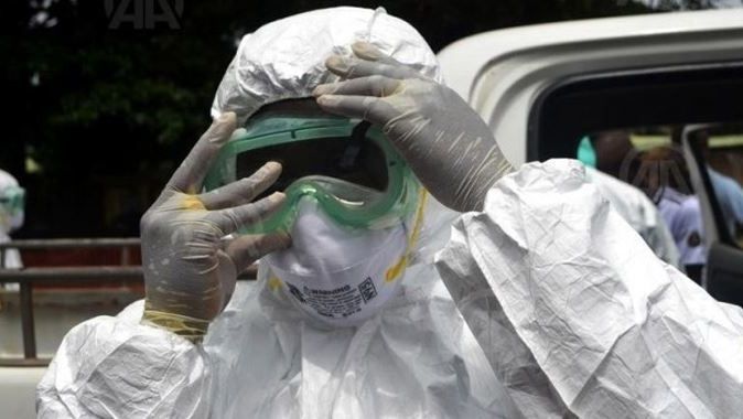 Ebola, Batı Afrika&#039;da 10 bin kişinin ölümüne sebep oldu