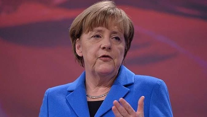Merkel&#039;den Rusya&#039;ya yeni yaptırım sinyali