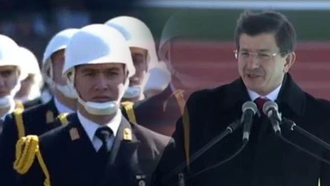 Davutoğlu&#039;ndan yürek titreten sözler