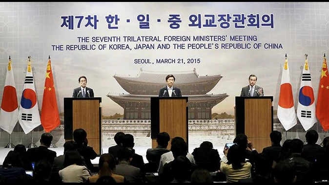 Güney Kore-Çin-Japonya üç yıl aradan sonra ilk kez buluştu