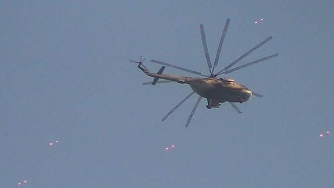 Suriye ordusuna ait helikopter düştü