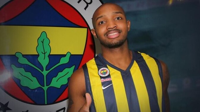 Fenerbahçe Ülker&#039;e şok! O isim sezonu kapattı