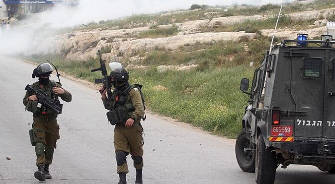 İşgalci İsrail, 4 Filistinli&#039;yi gözaltına aldı