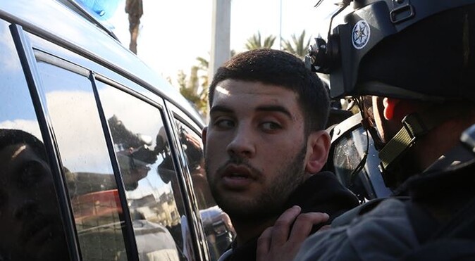 İşgalci İsrail güçleri, 3 Filistinli tüccarı gözaltına aldı