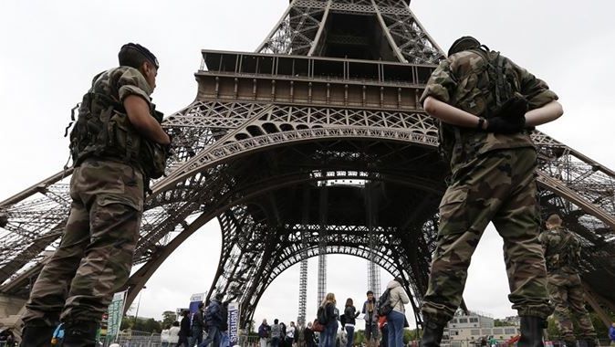 IŞİD&#039;e karşı savaşmak isteyen Fransızların sayısı artıyor