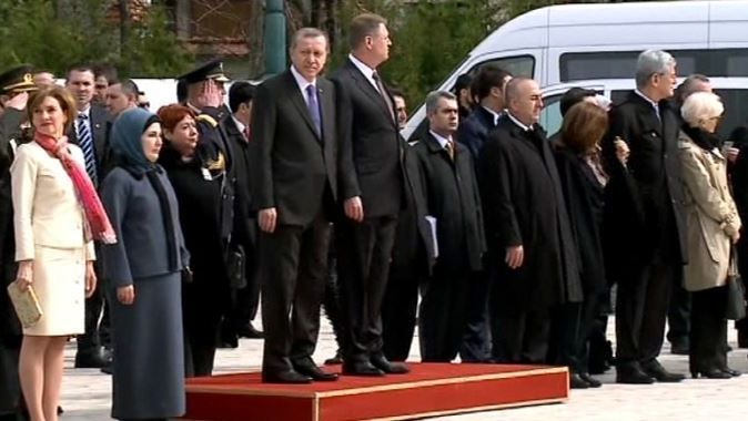 Erdoğan&#039;a Romanya&#039;da resmi tören