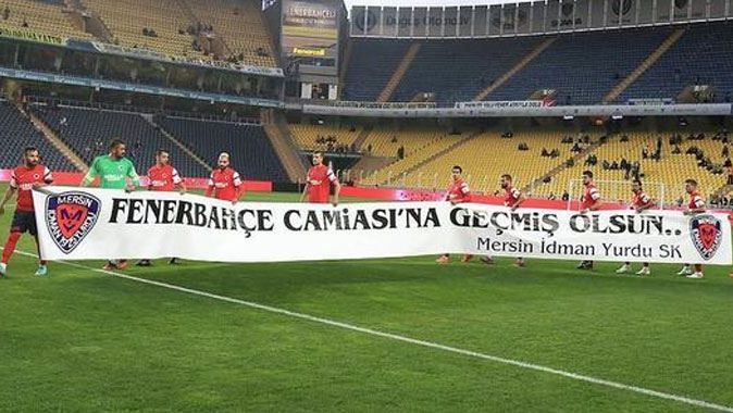 Mersin&#039;den Fenerbahçe&#039;ye pankartlı destek